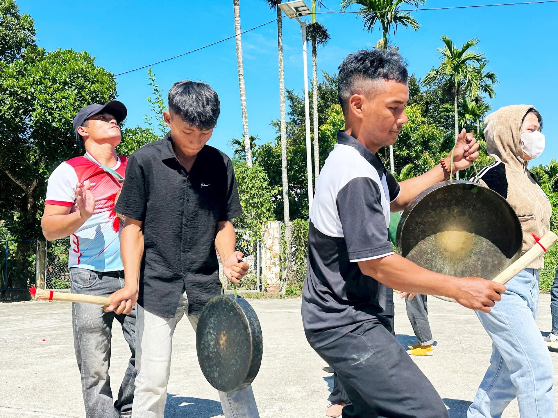 Cồng chiêng