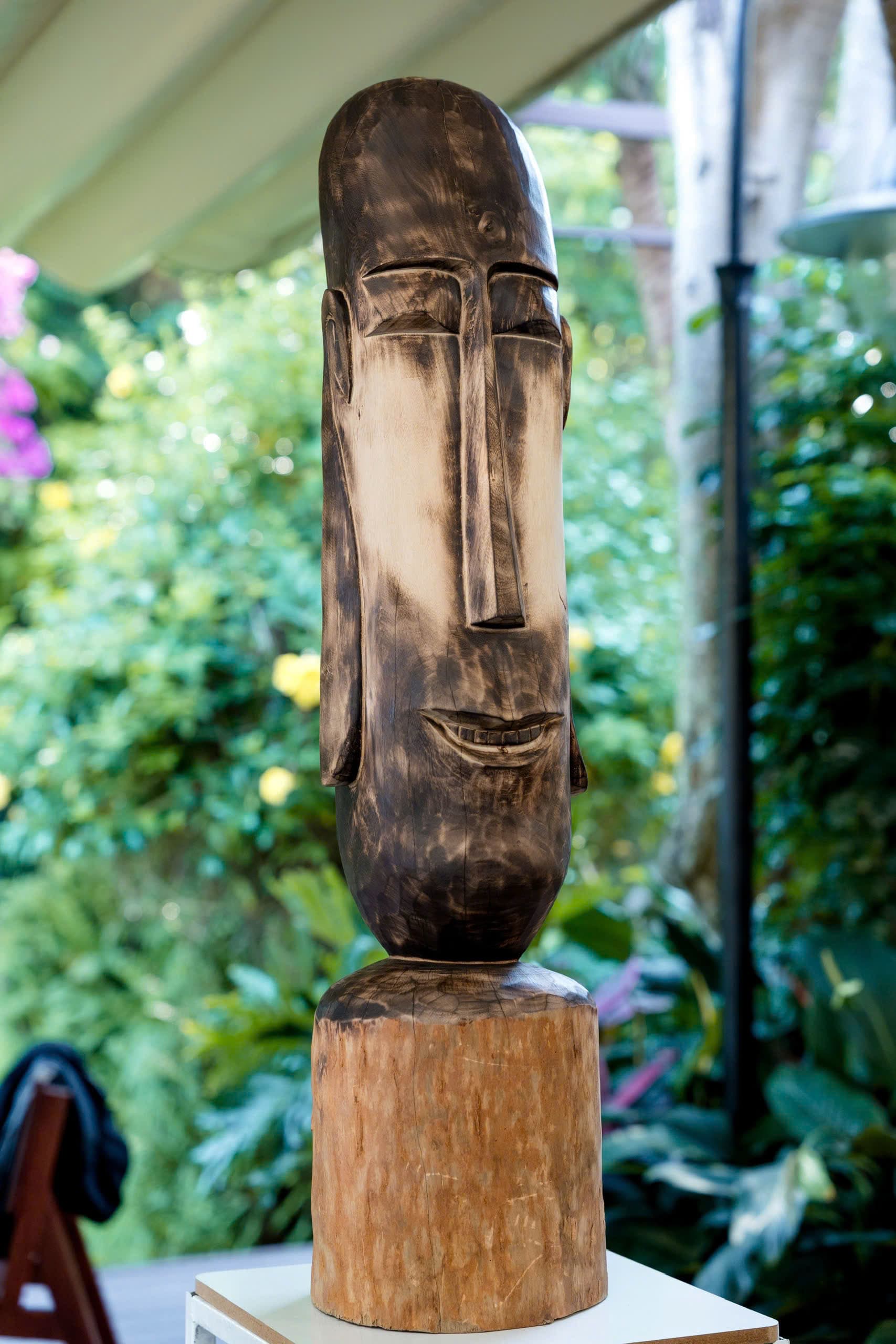 Tượng mặt người