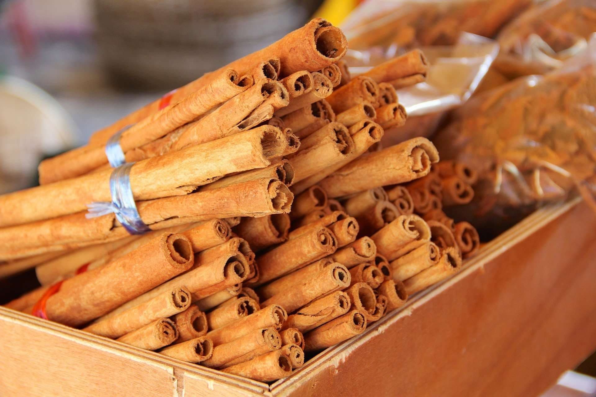 Quel type de cannelle est le meilleur ? Expérience dans le choix d'une cannelle parfumée, épicée et riche en huile essentielle