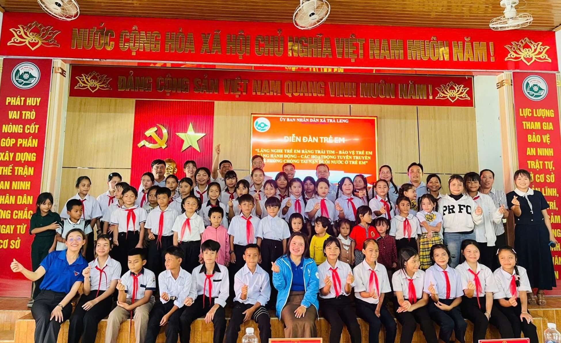 Lắng Nghe Trẻ Em Bằng Trái Tim - Bảo Vệ Trẻ Em Bằng Hành Động
