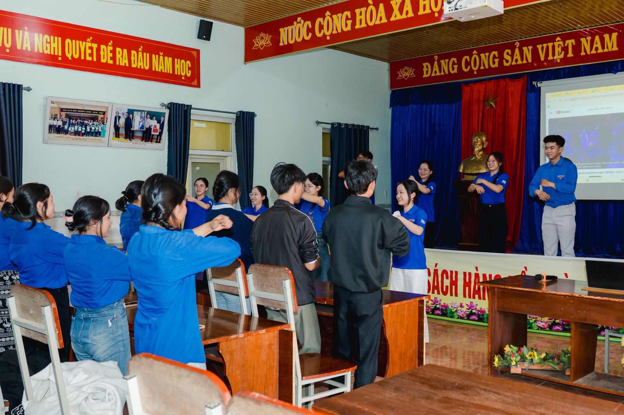 Tập huấn "Phân loại, tái chế và giảm thiểu rác thải nhựa" - UED