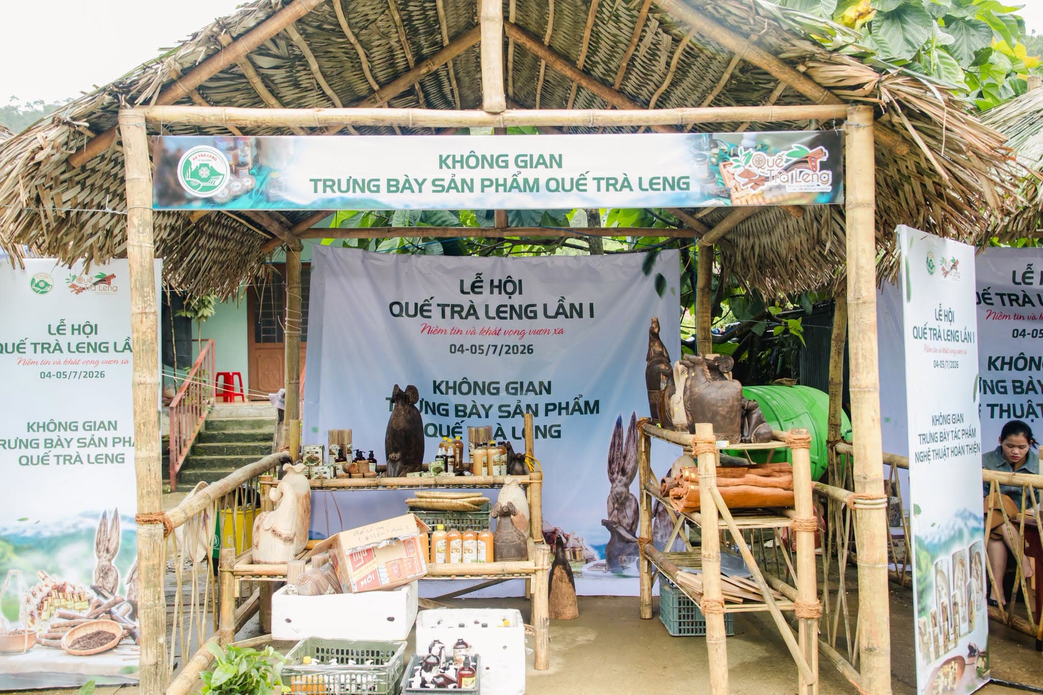 Gian hàng - Lễ hội Hương Quế Trà Leng lần thứ I
