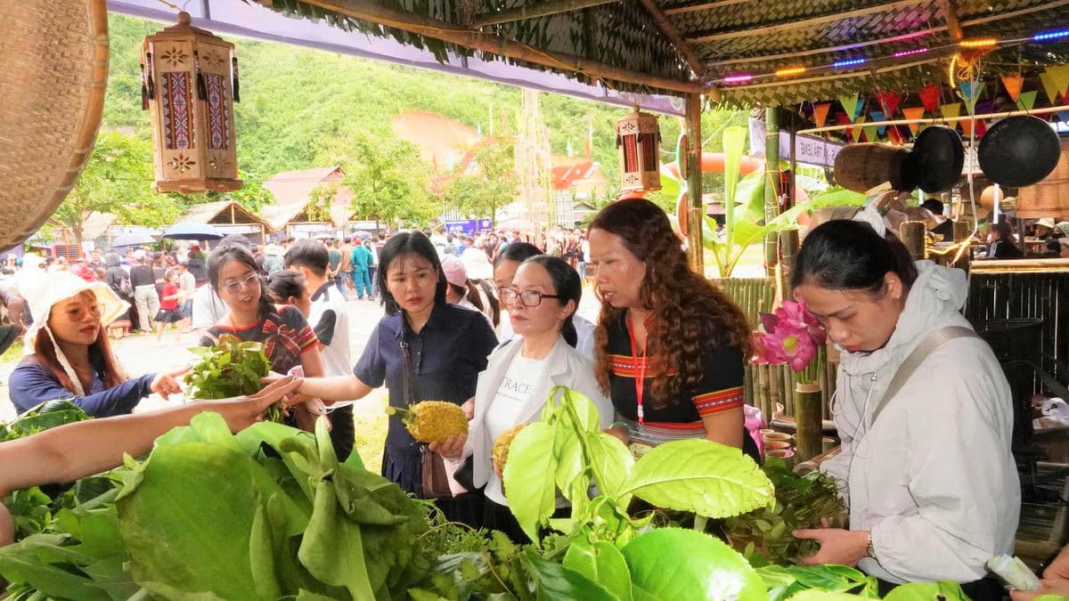 Lễ hội Hương quế Trà Leng lần thứ I