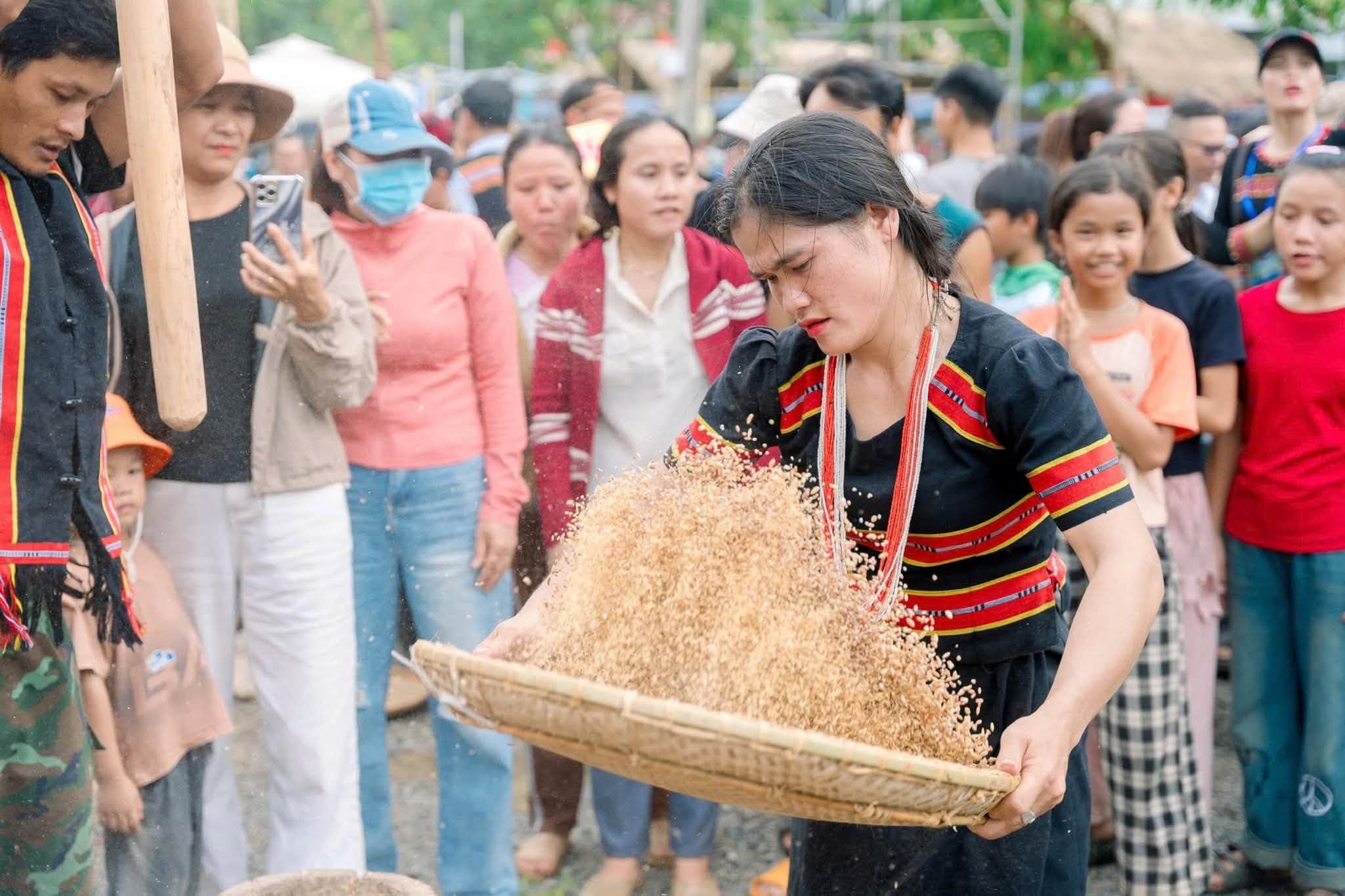 Lễ hội Hương quế Trà Leng lần thứ I